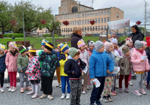 Pszczółki i Tygrysy podczas happeningu.