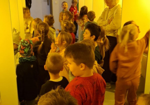 sensoryczne doznania wzrokowe- żółty