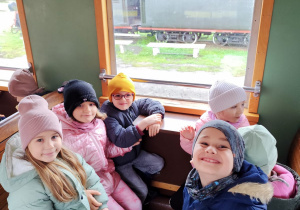 w kolejce wąskotorowej