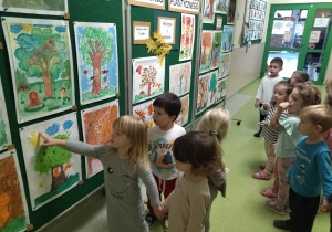 oglądanie prac plastycznych