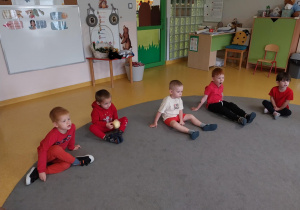 już wiemy dlaczego warto jeść jabłka