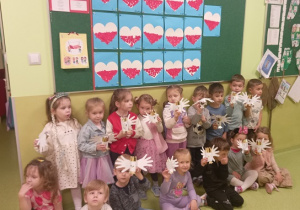 Nasze flagi i orły.