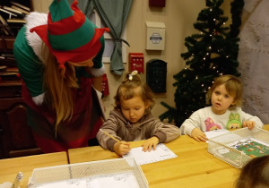 Dilara i Pola z Elfem.