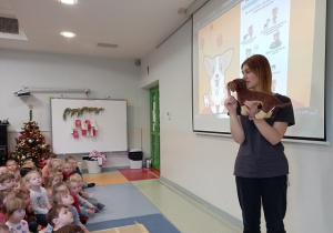 Pani ze Stowarzyszenia Zwierzęcy głos