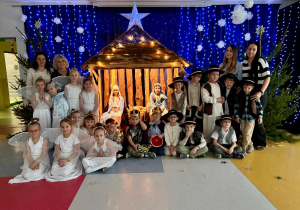 wspólne zdjęcie aktorów