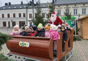 W saniach z Mikołajem