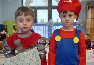 Mario i jego rycerz.