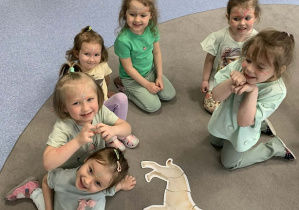 Pieskowe puzzle ułożone.