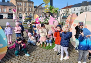 Sarenki i wielkanocny koszyczek