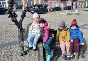 Na ławeczce z profesorem.