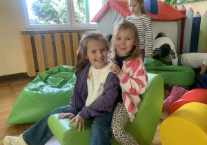 Ala i Nikola na przerwie