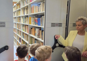 zwiedzanie biblioteki