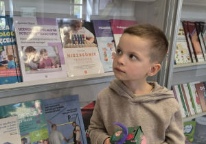 zwiedzanie biblioteki