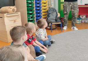 Spotkanie z panem Sebastianem i psem przewodnikiem