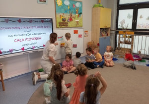 W kopertach są zadania do wykonania.