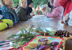 Zabawy z przyrodą w altance.